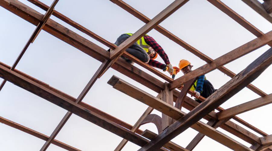 Professional gutter cleaning services in Ellisville, MS